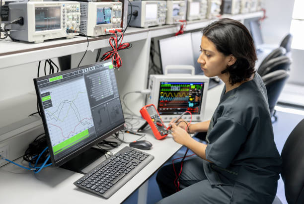 Best Affordable Electrician  in Muscatine, IA